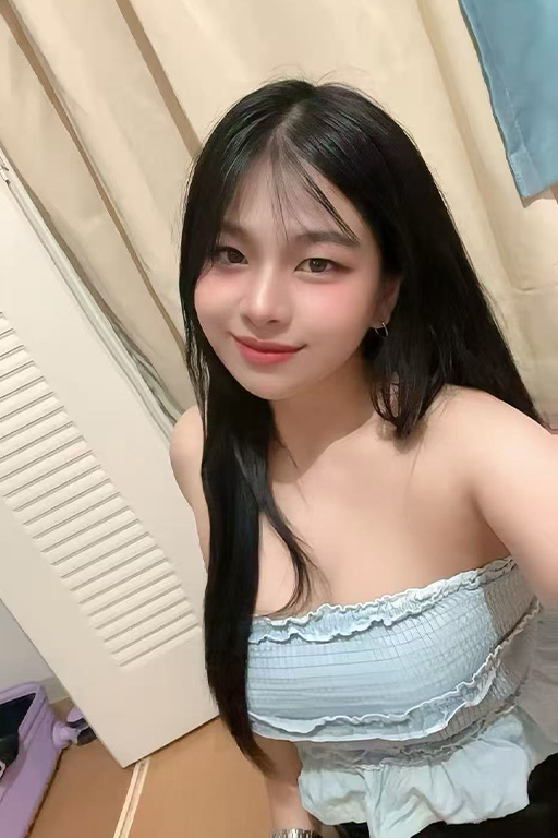 最新6860女孩1.jpg